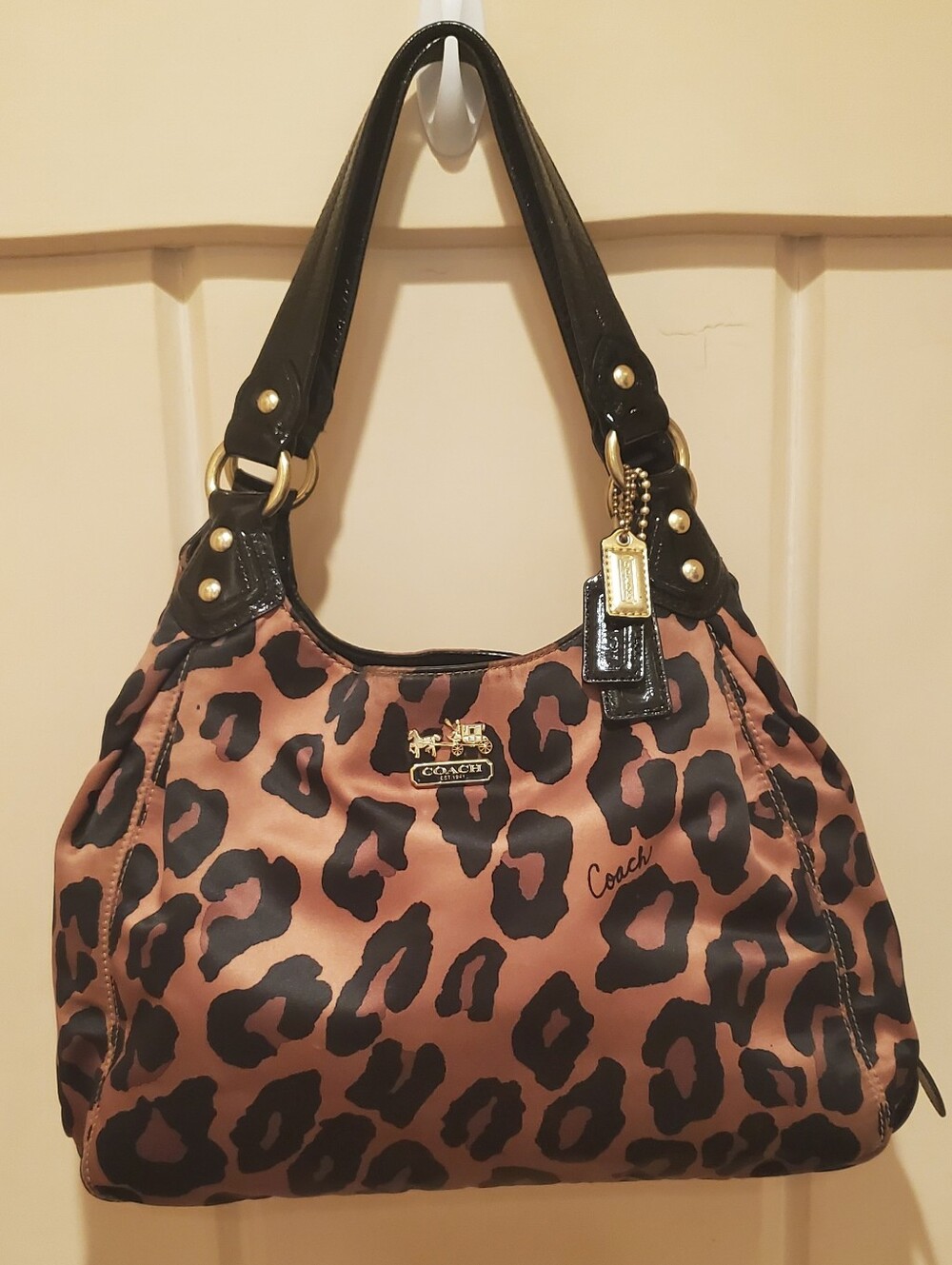 Authentic Coach Madison Ocelot (Leopard) Print Maggie Shoulder Bag **RARE**